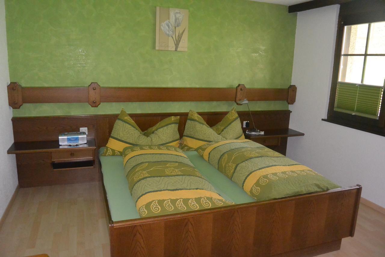Hotel Baergsunnu Saas-Grund Buitenkant foto