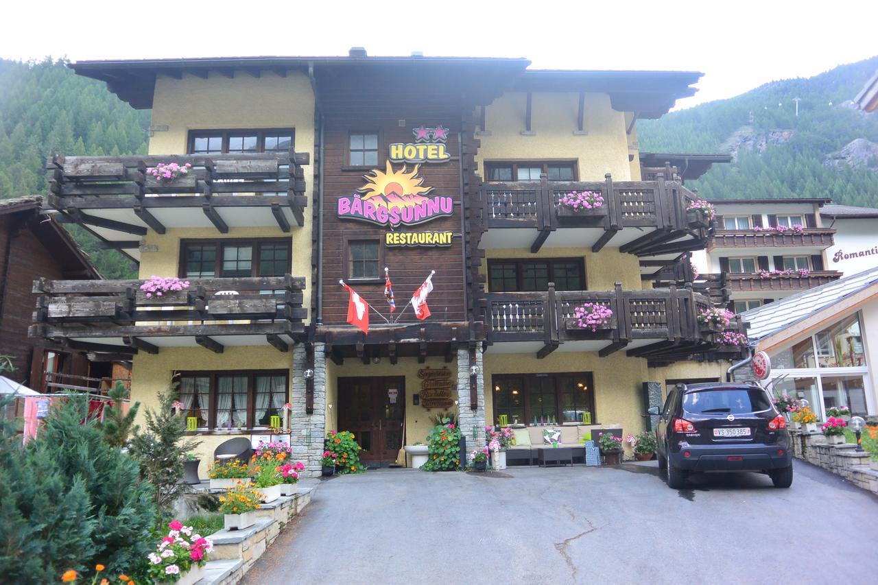 Hotel Baergsunnu Saas-Grund Buitenkant foto