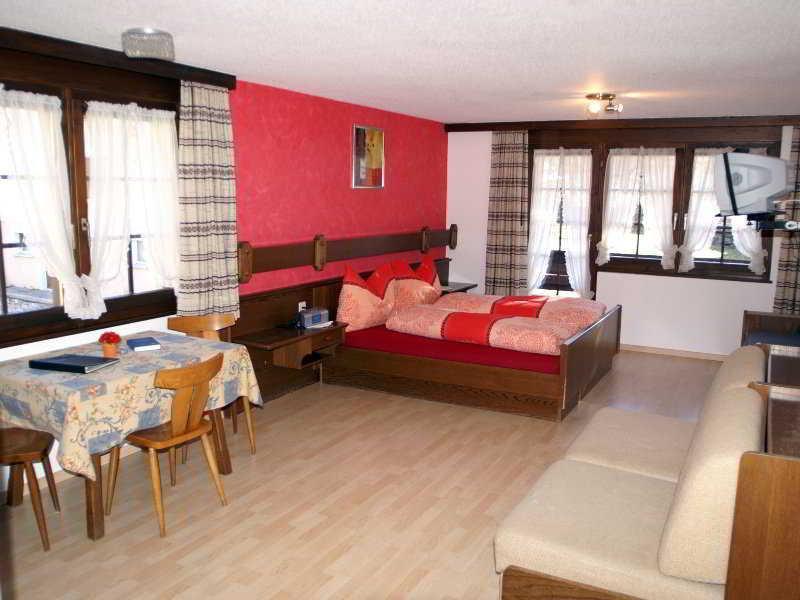 Hotel Baergsunnu Saas-Grund Buitenkant foto